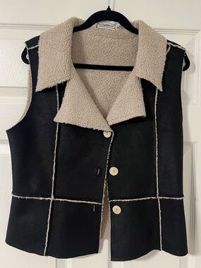 Faux Leather Sherpa Vest | Shearling Lined | Brown & Cream | Cozy Fall Layer